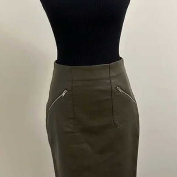 Zara Basic Olive Faux Leather Pencil Skirt - Picture 4 of 9